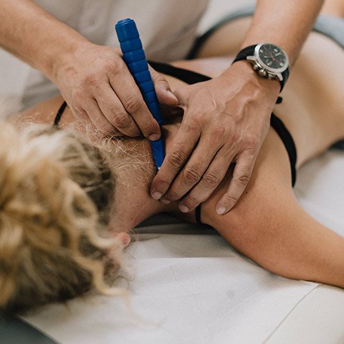 {{ img }}